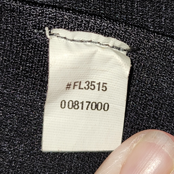 Spanx Solid Very Black Look At Me Now Center Seam Free Seamless Leggings Size M - Picture 6 of 6